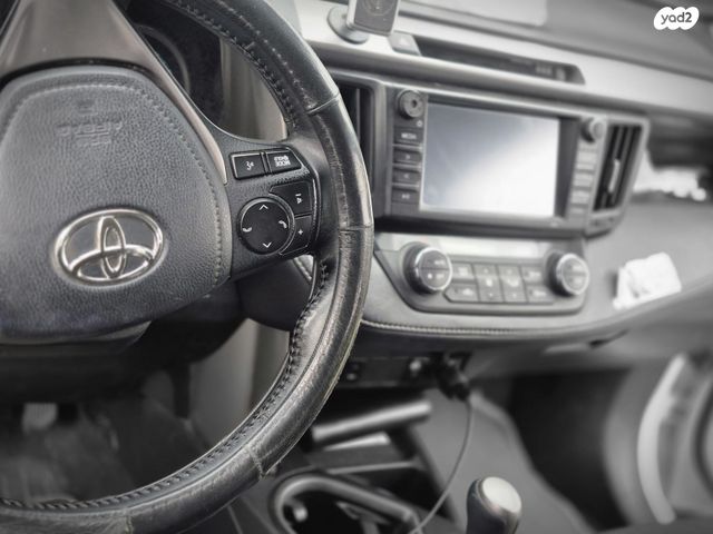 מודעת רכב טויוטה RAV4