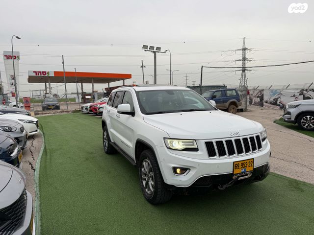 מודעת רכב ג'יפ גרנד צ'ירוקי