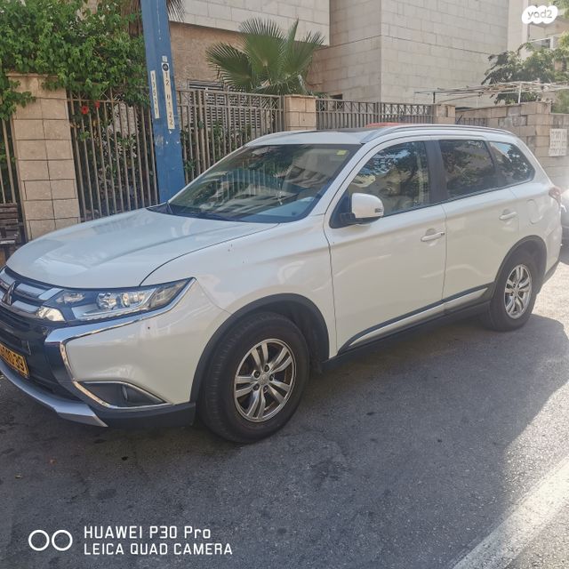 מיצובישי אאוטלנדר