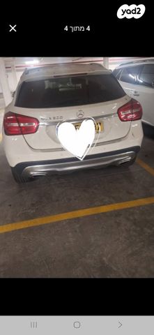 מרצדס-בנץ GLA