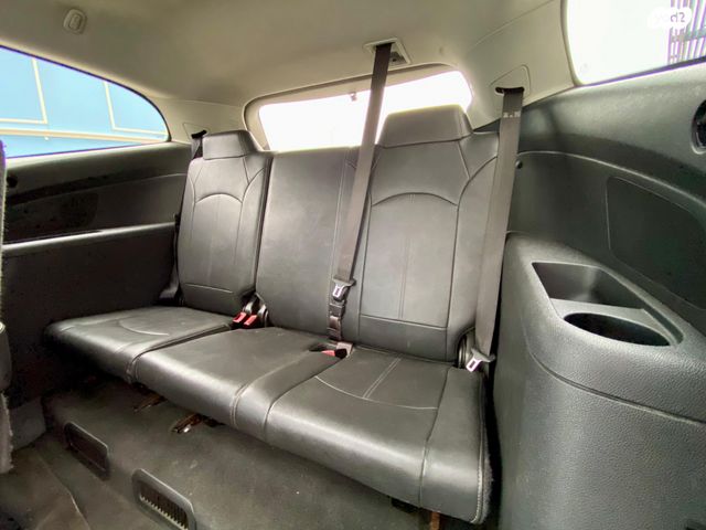 שברולט טראוורס