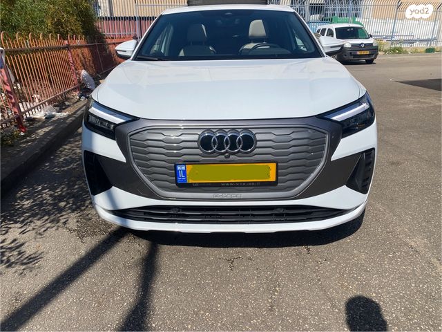 אאודי Q4 e-tron
