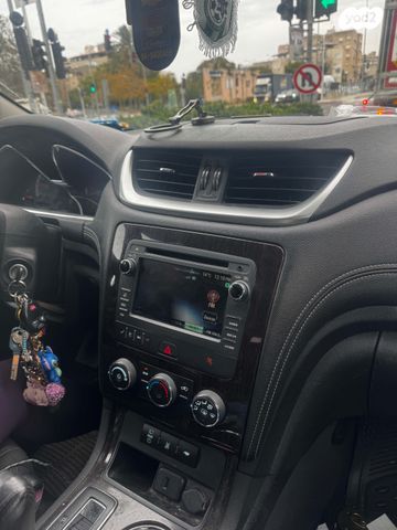 שברולט טראוורס