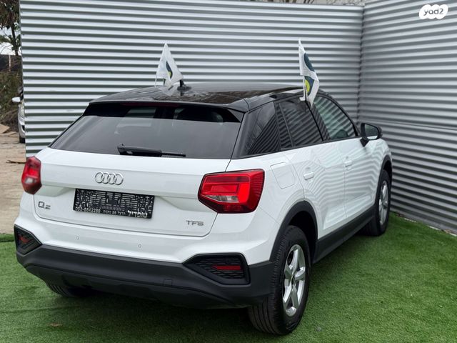 אאודי Q2