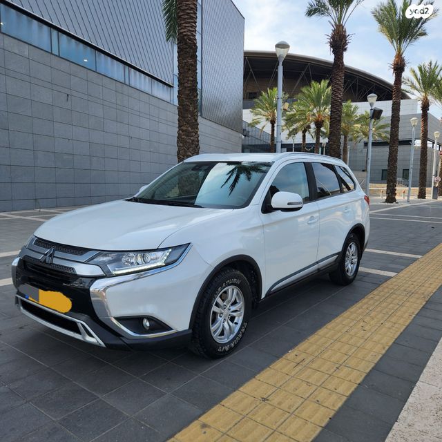 מיצובישי אאוטלנדר