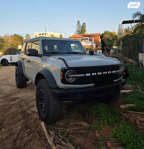 מודעת רכב פורד ברונקו