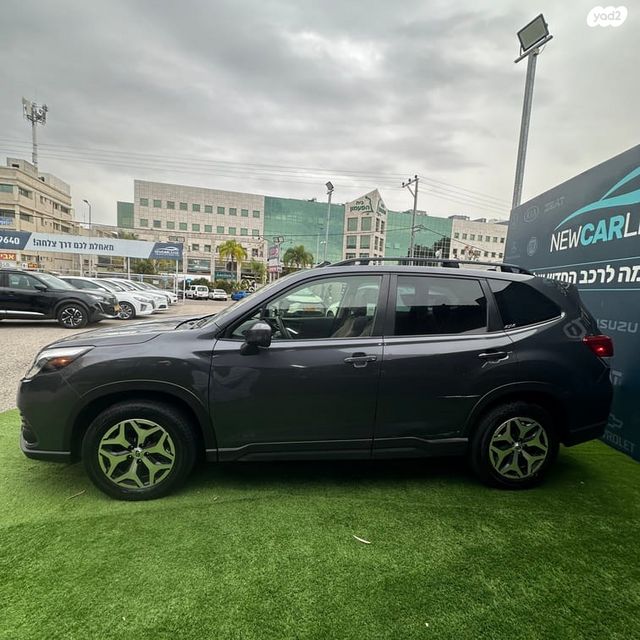 סובארו פורסטר