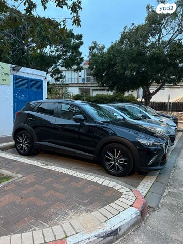 מודעת רכב מאזדה CX-3