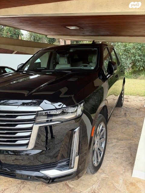 מודעת רכב קאדילק אסקלייד