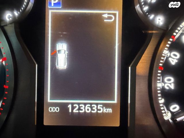 טויוטה לנד קרוזר