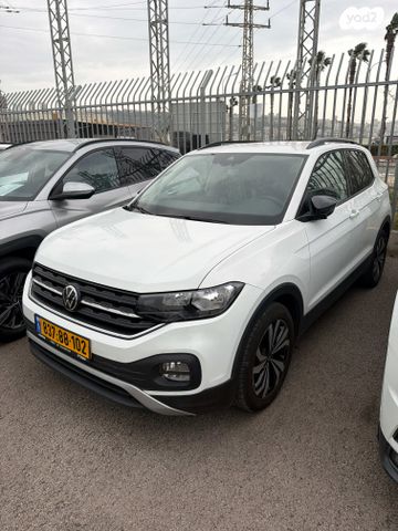 מודעת רכב פולקסווגן T-קרוס