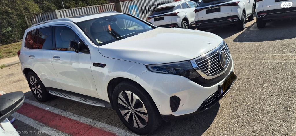 מודעת רכב מרצדס-בנץ EQC