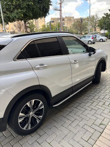 מודעת רכב מיצובישי אקליפס קרוס