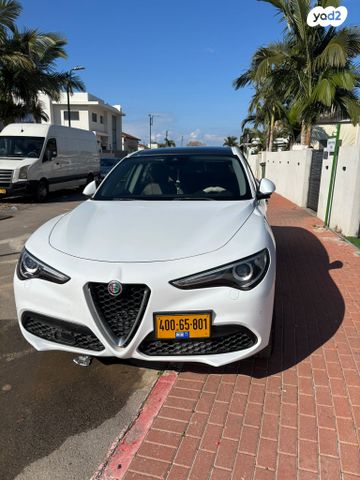 מודעת רכב אלפא רומיאו סטלביו