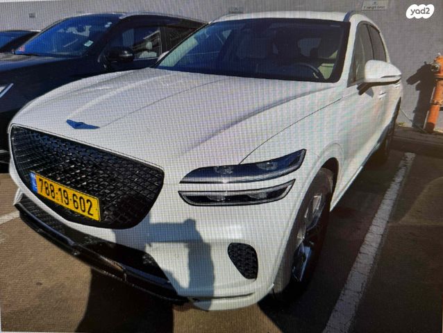 מודעת רכב ג'נסיס GV70