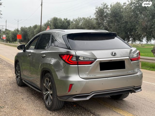 לקסוס RX