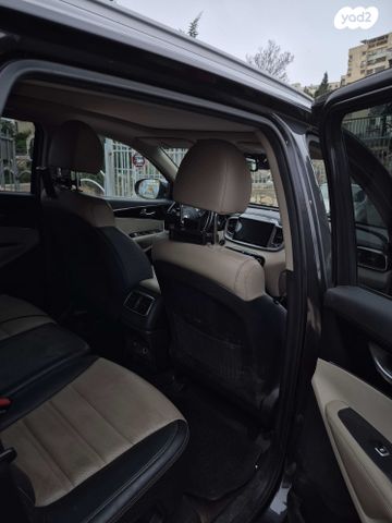 מודעת רכב קיה סורנטו