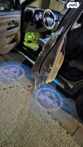 מודעת רכב מיצובישי אאוטלנדר