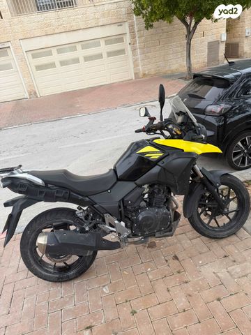 סוזוקי וי-סטרום 250