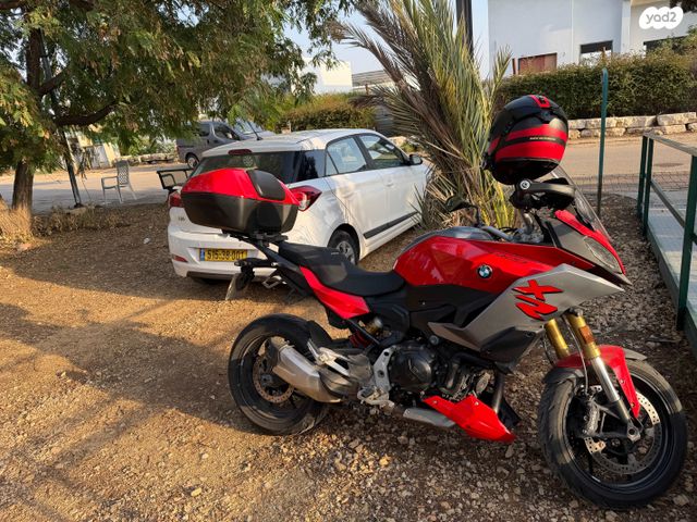 ב.מ.וו F900XR