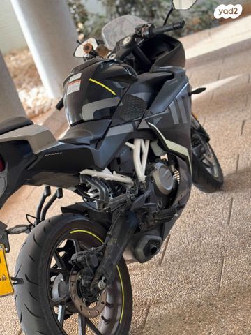 מודעת רכב CF MOTO SR300