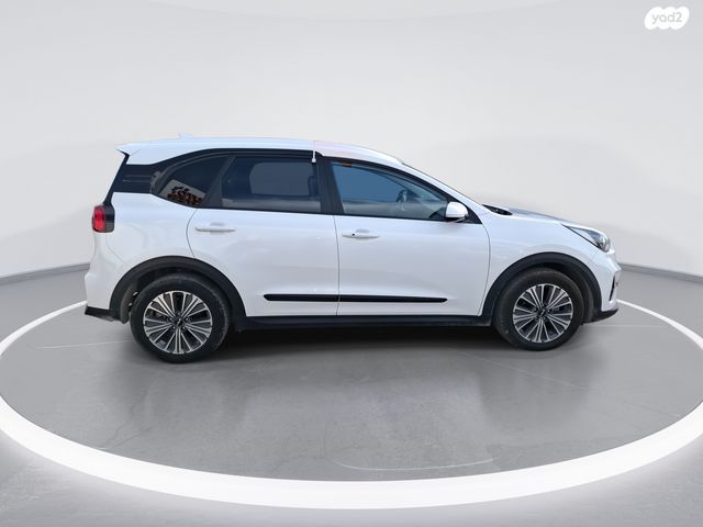 קיה נירו פלוס