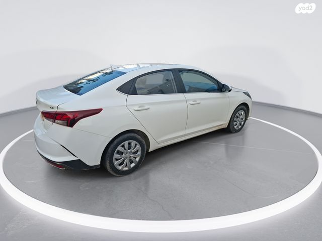 יונדאי אקסנט i25