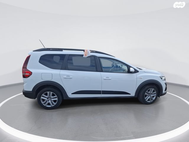 מודעת רכב דאצ'יה ג׳וגר