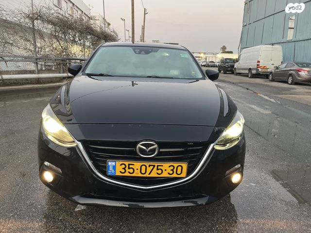 מודעת רכב מאזדה 3