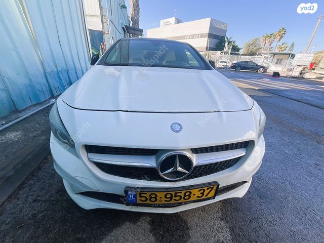 מודעת רכב מרצדס-בנץ CLA