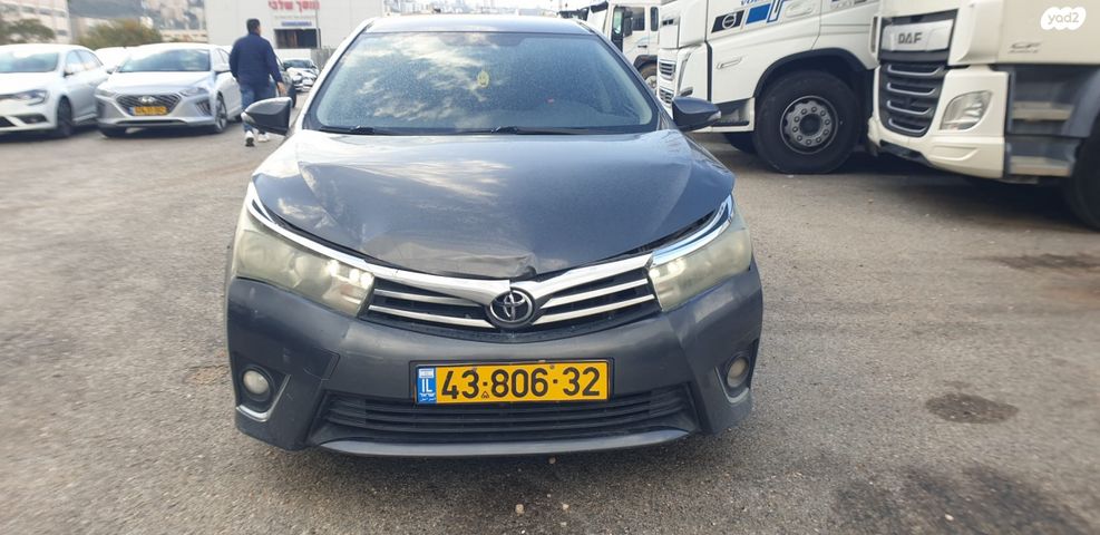 מודעת רכב טויוטה קורולה