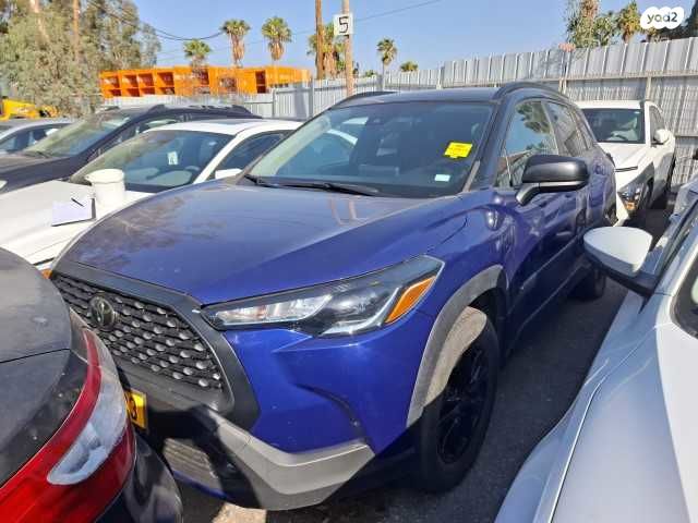 מודעת רכב טויוטה קורולה קרוס