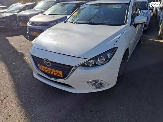 מודעת רכב מאזדה 3