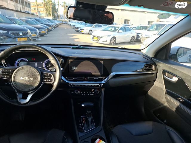 קיה נירו פלוס