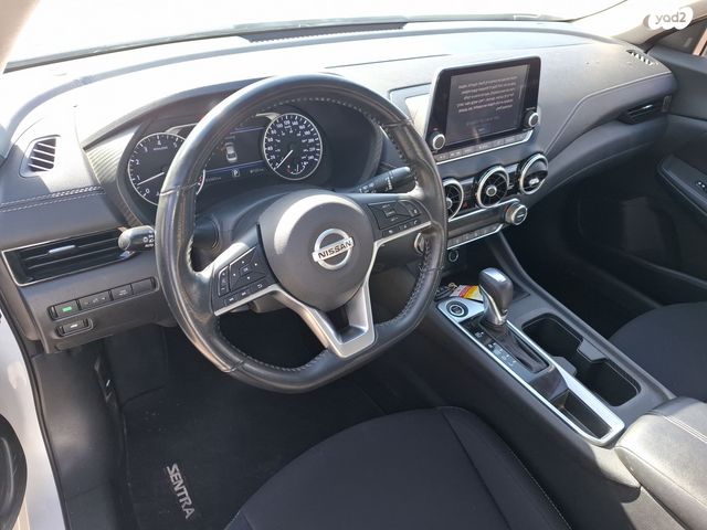 ניסאן סנטרה