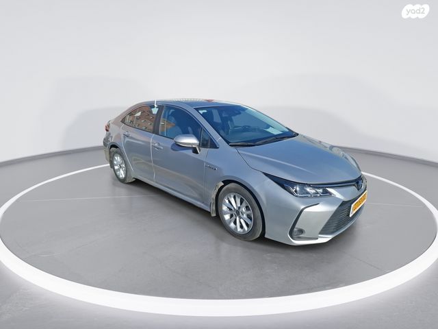 טויוטה קורולה