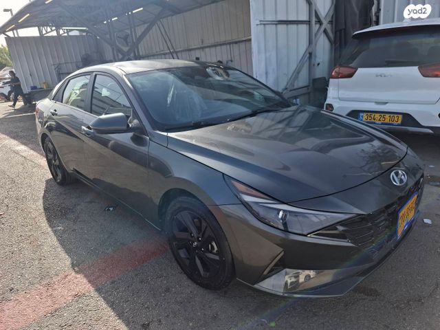 יונדאי אלנטרה