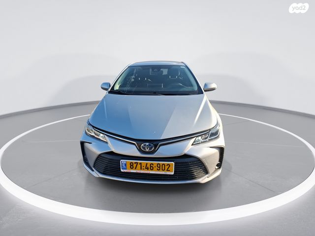 טויוטה קורולה