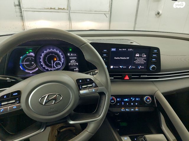 יונדאי אלנטרה