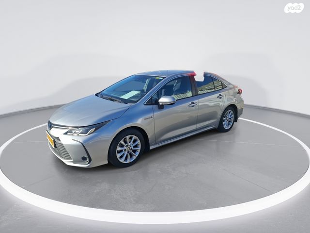 טויוטה קורולה