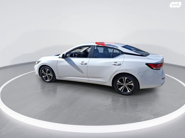 ניסאן סנטרה