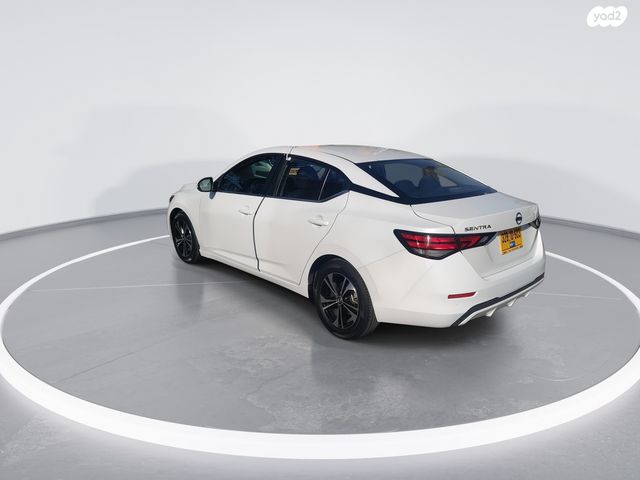 ניסאן סנטרה