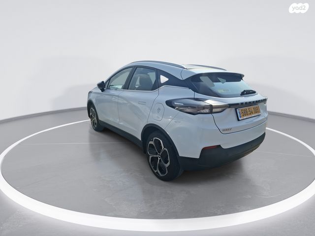 ג׳ילי Geometry C