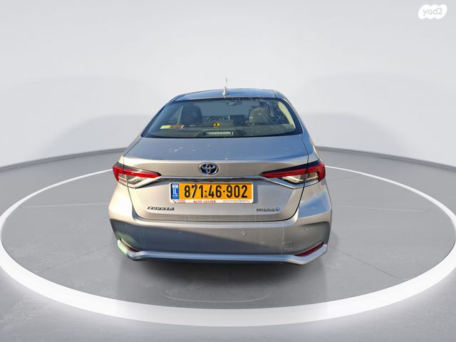 טויוטה קורולה