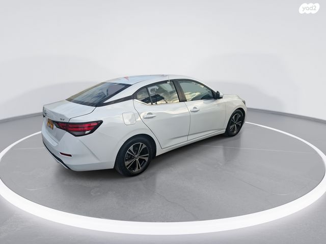 ניסאן סנטרה