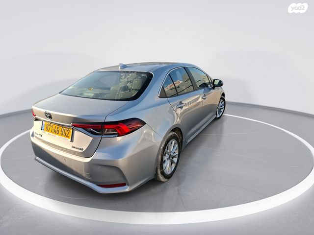 טויוטה קורולה