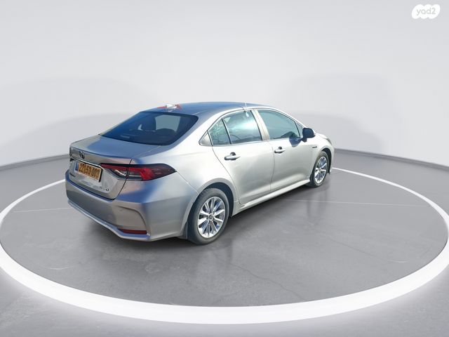 טויוטה קורולה