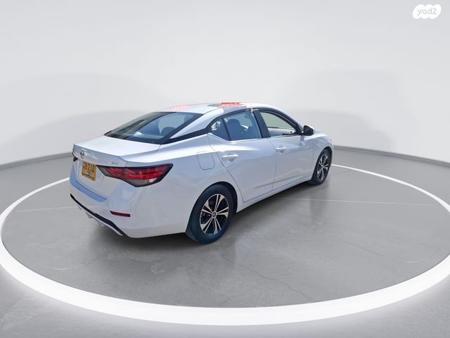 ניסאן סנטרה