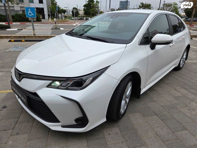 מודעת רכב טויוטה קורולה