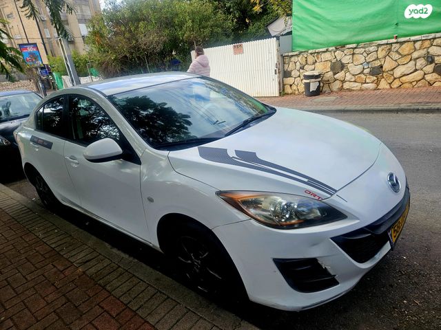 מאזדה 3